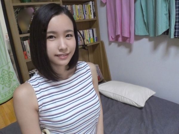 【黒髪清楚系素人美少女】『ダメ…でも気持ちいい…』パンツ越しの電マ責めにピクピク感じて、大胆にオマ○コくぱぁ♥ スレンダーボディが悶える姿がエロかわいい！