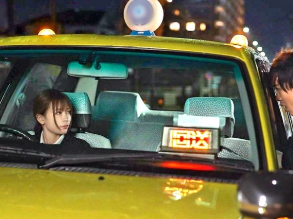 【美女】タクシー運転してるセクシー美女！どうせならこの子に乗車したい！ナンパされちゃってとにかくヤリまくるスケベ展開！