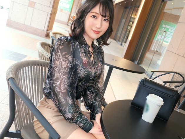【美乳人妻】もう抱かれなくなったのかと焦る女の欲情を舐めてもらっちゃ困る！とにかく性豪！人生で最もエロい時期の不倫！