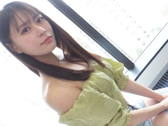 【素人美少女】スポーツで自分を追い込んでいたという美人！すっかり身体はマゾ仕様に書き換えられてエッチも激しめが好き！