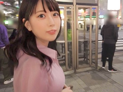 【美爆乳コンカフェ嬢のヤリマンSEX】『もっと激しくして♥』23歳の性欲強めビッチ美少女が極上ボディを震わせながらハメまくる！美巨乳を揺らし、エロすぎる腰使いで男を骨抜きにする淫乱プレイ！！