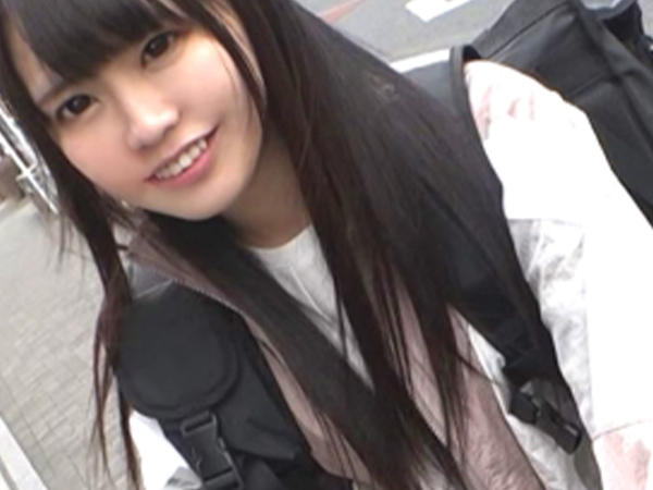【素人×中出し】フードデリバリーしていた美少女を部屋に連れ込み！本業がパパ活みたいで中出しOK！