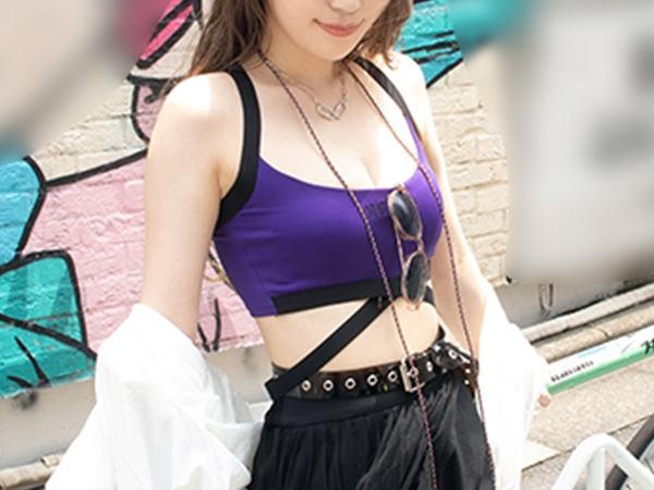 【ギャル3P】ビュッビュッ♪大量潮吹き発情っ!!ヤリチン男に囲まれ潮吹きアクメ♥スケパンエロ過ぎ!!