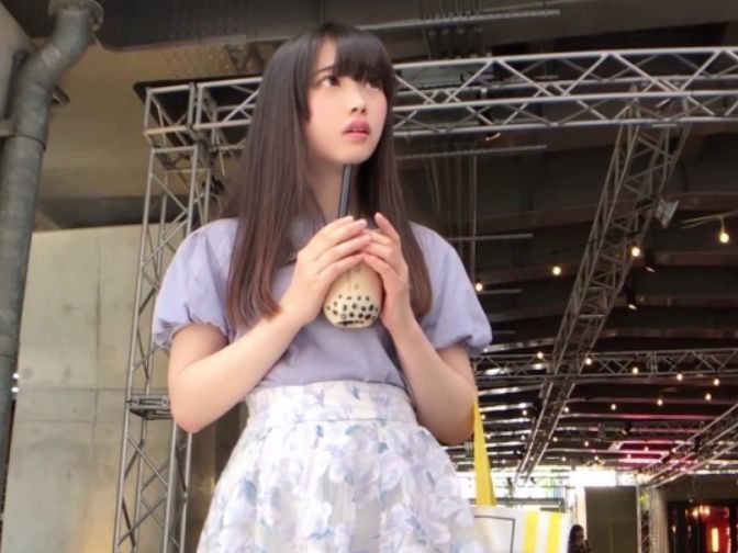 【素人×中出し】子宮にザーメンが欲しい美少女ちゃん…パイパンを何度も突かれて悶絶するセックス…