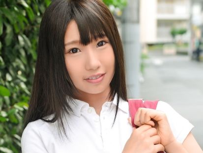 【制服緊縛プレイ】『もっと縛って…』制服JKが緊縛プレイにハマる！バックから激ピストンでイキまくり、ビショ濡れ潮吹き大暴走♡制服姿とのギャップがヤバい！