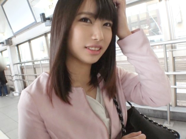 【イチャラブ女子大生と密室SEX】『気持ちいい…』可愛いJDが彼氏とラブラブセックス！挿入した瞬間、甘い声が漏れ出しちゃう！素の表情とエッチな声がたまらない、リアルなカップルのエロい瞬間をキャッチ！♡