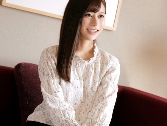 【美巨乳お姉さんの濡れ濡れ大洪水】『あっ…ダメ…出ちゃう…』美人なお姉さんが指マン���大興奮！敏感なトコロを激しく刺激され、ビチャビチャ潮吹きしちゃうエロすぎるマンコに悶絶必至！♡