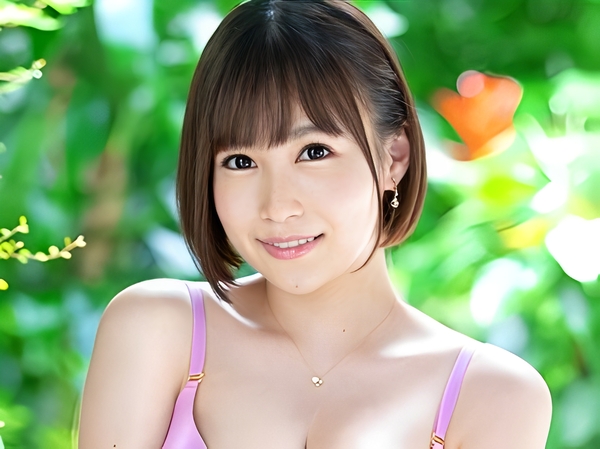 【素人】巨乳美女の美しい顔面に臭いザーメンをぶちまける！フェラ＆乳揺れ騎乗位でたっぷり顔射！