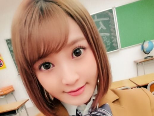 【制服女子の教室エッチ】『ここダメ…恥ずかしい…』夢のシチュエーション実現！制服姿の素人女子と教室でイチャラブセックス♡バイブでヌレヌレになったおまんこに生挿入！ウブな反応と制服姿がたまらないエロ展開！！