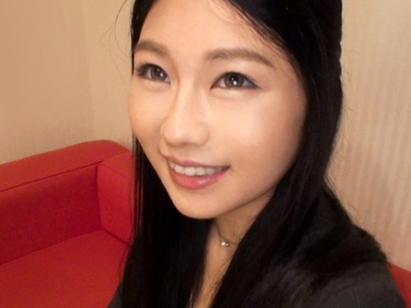 【黒髪美人OLの激イキエビ反りSEX】『ダメ…イッちゃう！』清楚な見た目とは裏腹に、激ピストンでエビ反りアクメ連発！ロングヘアを振り乱し、オフィスでは見せない淫乱な姿がたまらない！仕事のストレスをセックス���発散する美人OLの痴態♡