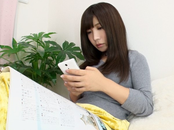 【Fカップ巨乳美女との出会い】『直接渡すなんてドキドキ…』ネットオークションで意気投合した巨乳彼女と対面！豊満なおっぱいに目が釘付け、思わずエッチな展開に発展しちゃう？！♡