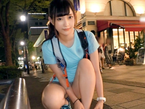 【敏感スポーツ女子】『ダメ、出ちゃう!』キュートなアスリート娘が手マンで激しくマンコを責められ、我慢できず大噴射!快感に耐えきれず潮吹きしちゃう敏感ボディ!♡