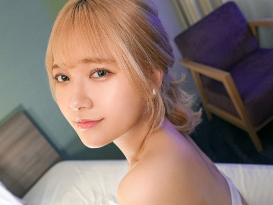 【敏感女子の汁だくプレイ】『気持ち良すぎる…』キュートな女の子が激しく手マンされ、メス汁垂れ流し！敏感マンコがビクビク反応し、エッチな声で喘ぎまくる！