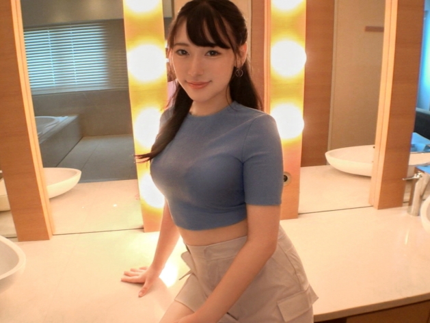 【巨乳美少女のパイパン愛撫】超カワイイ子のつるつるマ○コをねっとり責め！手マン＆クンニで敏感に反応し、ジワジワ濡れ出すウブなマ○コ！！