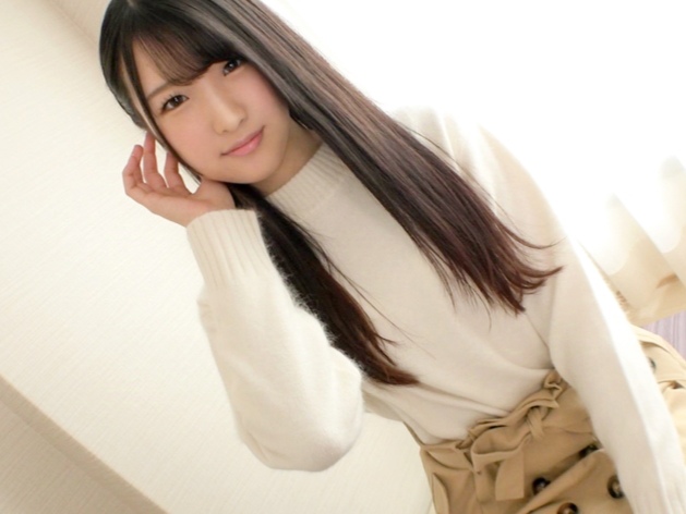 【騎乗位マジック】ロングヘアの小悪魔女子がちっぱいを揺らして大胆騎乗位！チンコの上で激しく腰振り、キュートな顔してエッチな姿にフル勃起確定！♡