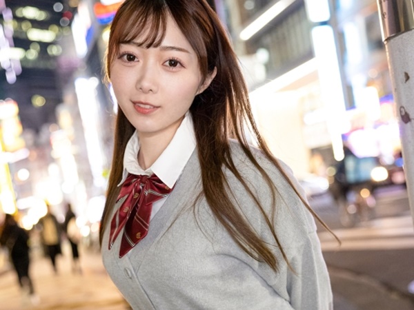 【小悪魔妹系デビュー】『気持ちいい…もっと！』色白で童顔な妹系女優がAV初挑戦！ピストンされるたびに顔を赤らめ、敏感なカラダがビクビク反応！小柄なボディを激しく揺らして感じまくる姿がたまらない！♡