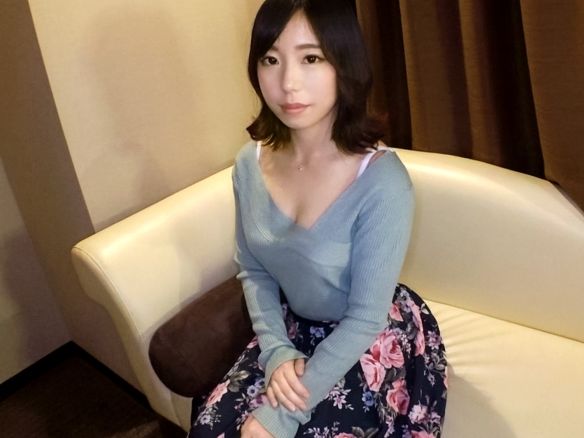 【若妻】「イクッ！」マゾ奥様が大興奮！旦那にはないデカチンを美味しそうに頬張りより大きくしたら激ハメ気持ち良さそうぅ！