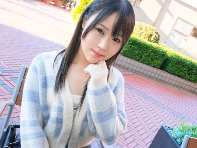 【無毛美少女の初々しい反応】童顔でパイパンのウブっ娘を責めまくり！手マンでトロトロに濡れだす敏感おマ○コに興奮MAX！！