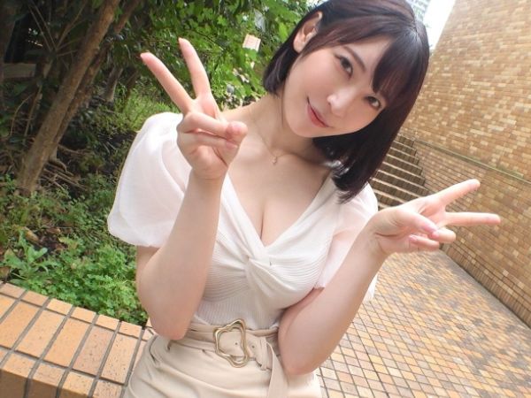 【素人】『エッチな姿…いっぱい見られたいですっ…♡』激カワ巨乳グラドルの穴にちんぽをぶち込んで腰を振りまくる！