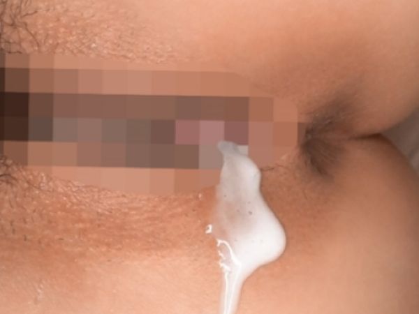 【エロナースの裏の顔】真面目そうなナースが実は淫乱！患者を誘惑するエロ舌テクで巨根を味わい尽くし、敏感な乳首とマ●コを責められ悶絶！仕事中の姿とのギャップに興奮必至！♡