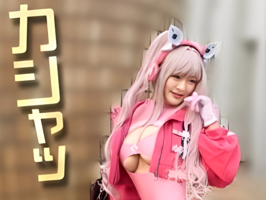 【Hカップコスプレ美少女】『ファンとエッチなんて…でも気持ちいい！』手マンで大噴射！コスプレ衣装のままハメまくられ、仰天の快感に溺れるオフパコ体験♡