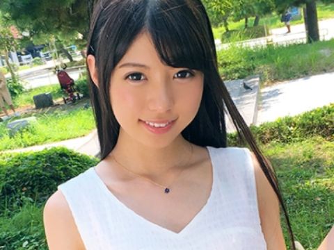 【無邪気な笑顔の裏側】『もっと…欲しい…』清楚系美少女がチンポに夢中♡ベッドで激しく腰を振り、笑顔でイキまくる姿がヤバすぎる！ｗ