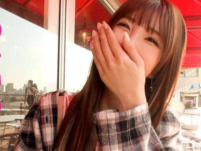 【ビッチギャル降臨】ナンパしたら即ヤリ！Fカップ美巨乳＆美尻のグラマラス痴女が騎乗位で腰振りまくり！デカ尻振り乱すエロさにフル勃起確定♡