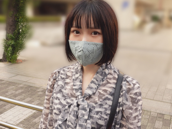 【素人ドM娘】クールな顔して実は超エロい！首絞めプレイでマ○コキュッキュッ♡感じまくる敏感ボディがたまらない！セックス大好きドMちゃんの本気の喘ぎにフル勃起間違いなし！