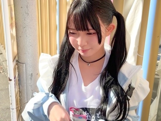 【地雷系】ホス狂いの地雷系美少女・・・お金の為に身体を使ってパパ活SEX！喉奥でチンポを頬張り生チンハメて乳首フル勃起ｗ