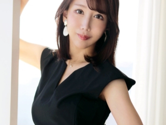 ＜潮吹き＆バック＞保険会社のバリキャリ系営業さんっ！シゴデキ感溢れてる雰囲気でセックスもお上手！！