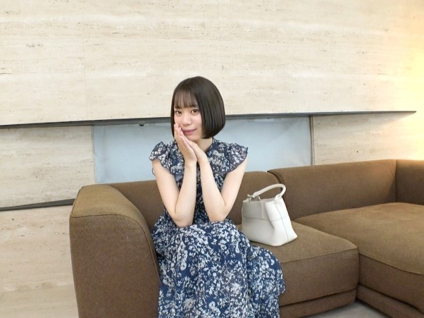 【素人美少女のギャップ】清純派なのにエッチ大好き！つるつるオマンコにチンポ挿入でメス顔全開！ドスケベ美少女が本能むき出しで感じまくる！！♡