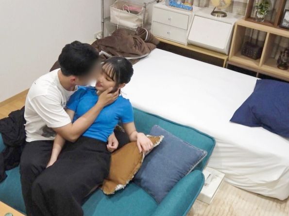 【素人ナンパ】『こんなのだめなのにっ…♡』清楚で初心なJDを電マで濡らしたら生ハメ騎乗位がスタート♡
