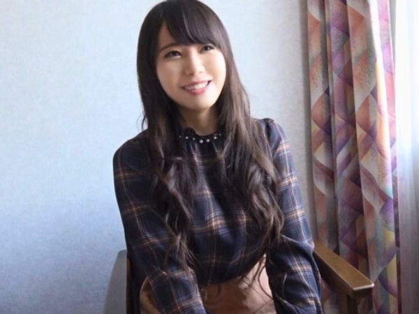 【素人】乳首を超丁寧に舐めてくれるビッチっ！生々しいプレイとデカ乳輪が非常にえちえちですよねっ…！