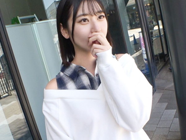 【ガチナンパ成功】色白スレンダー美女をゲット！彼氏以外のチンポで奥まで突かれ、彼氏の存在を忘れるほど感じまくるNTRセックス！