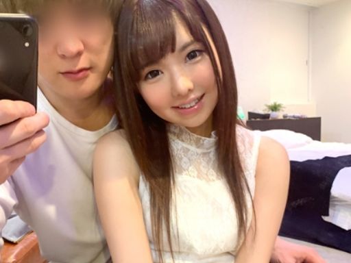 【イチャラブ✕ハメ撮り】キスしながらマンコにぶち込まれる彼女っ！愛あるセックスで激しく感じるリアル痴態がエロ過ぎ！
